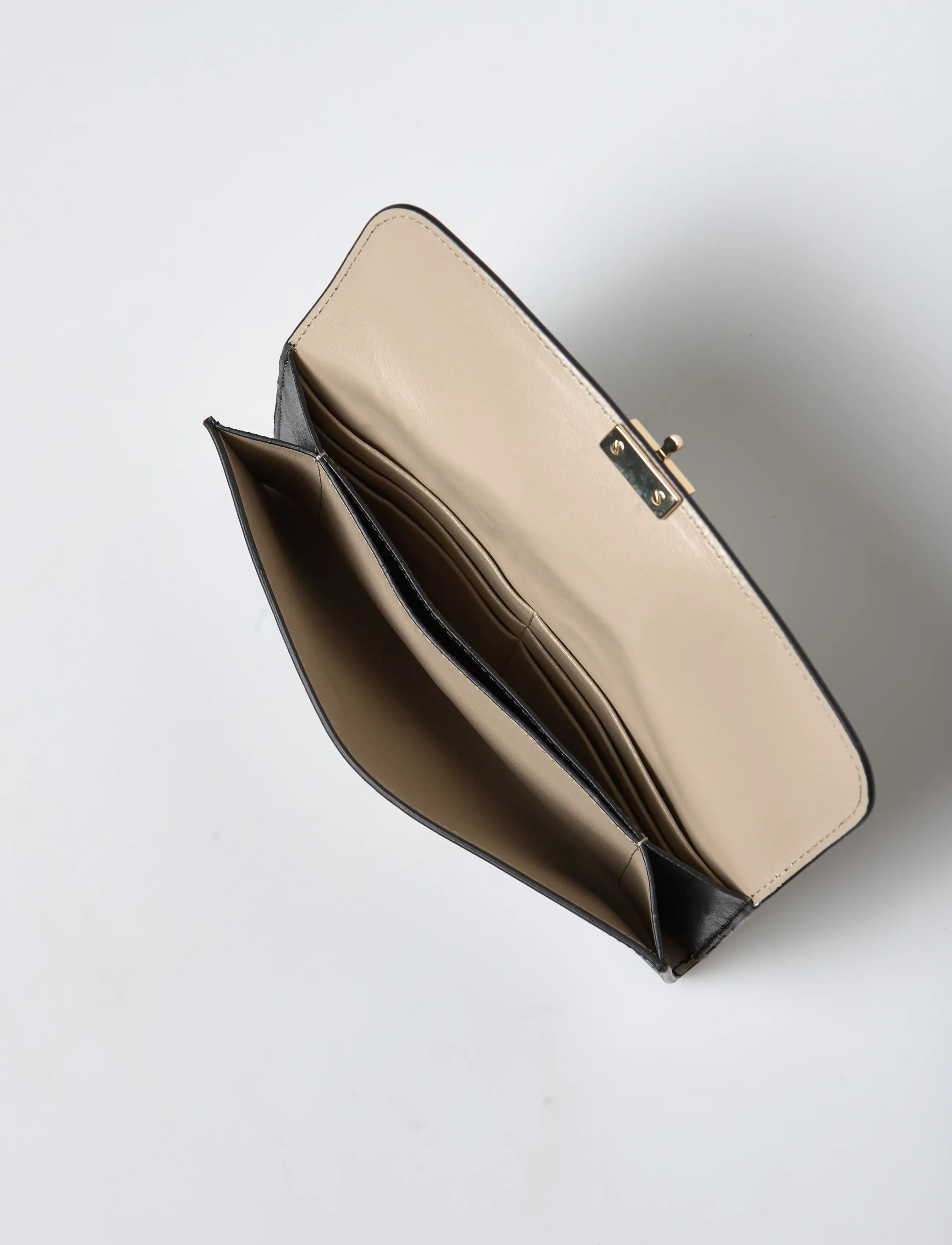 TOTEME - T Lock Fold-Over Wallet - punge - black - 5