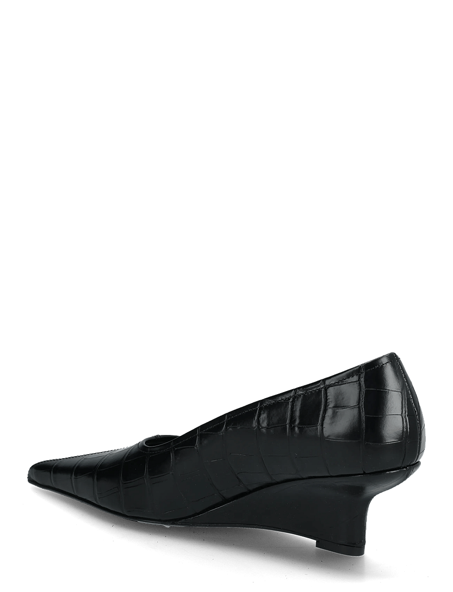 TOTEME - Sharp Wedge leather pumps - pumps - black - 2