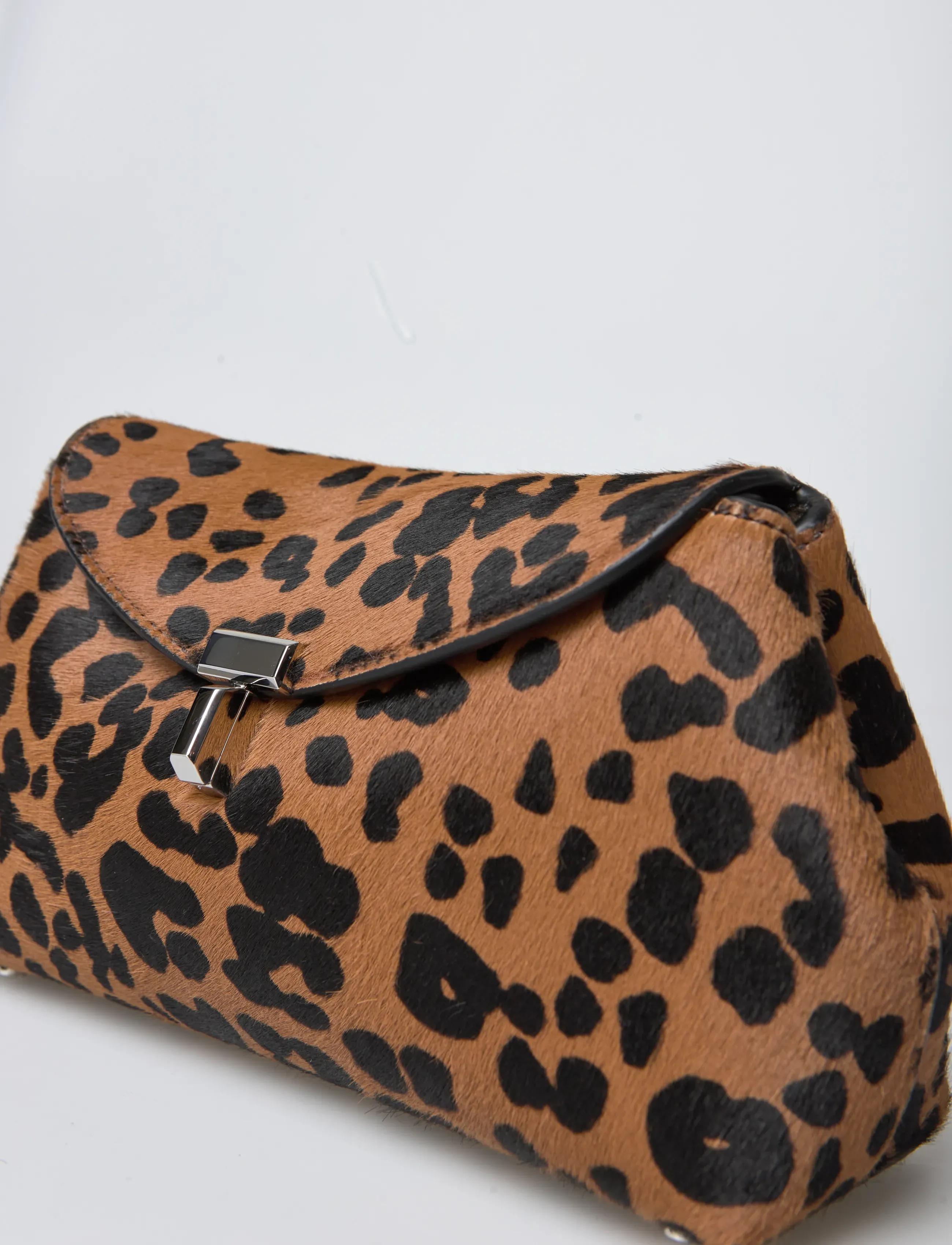 TOTEME - MINI T-LOCK PONY HAIR CLUTCH - leopard - 4