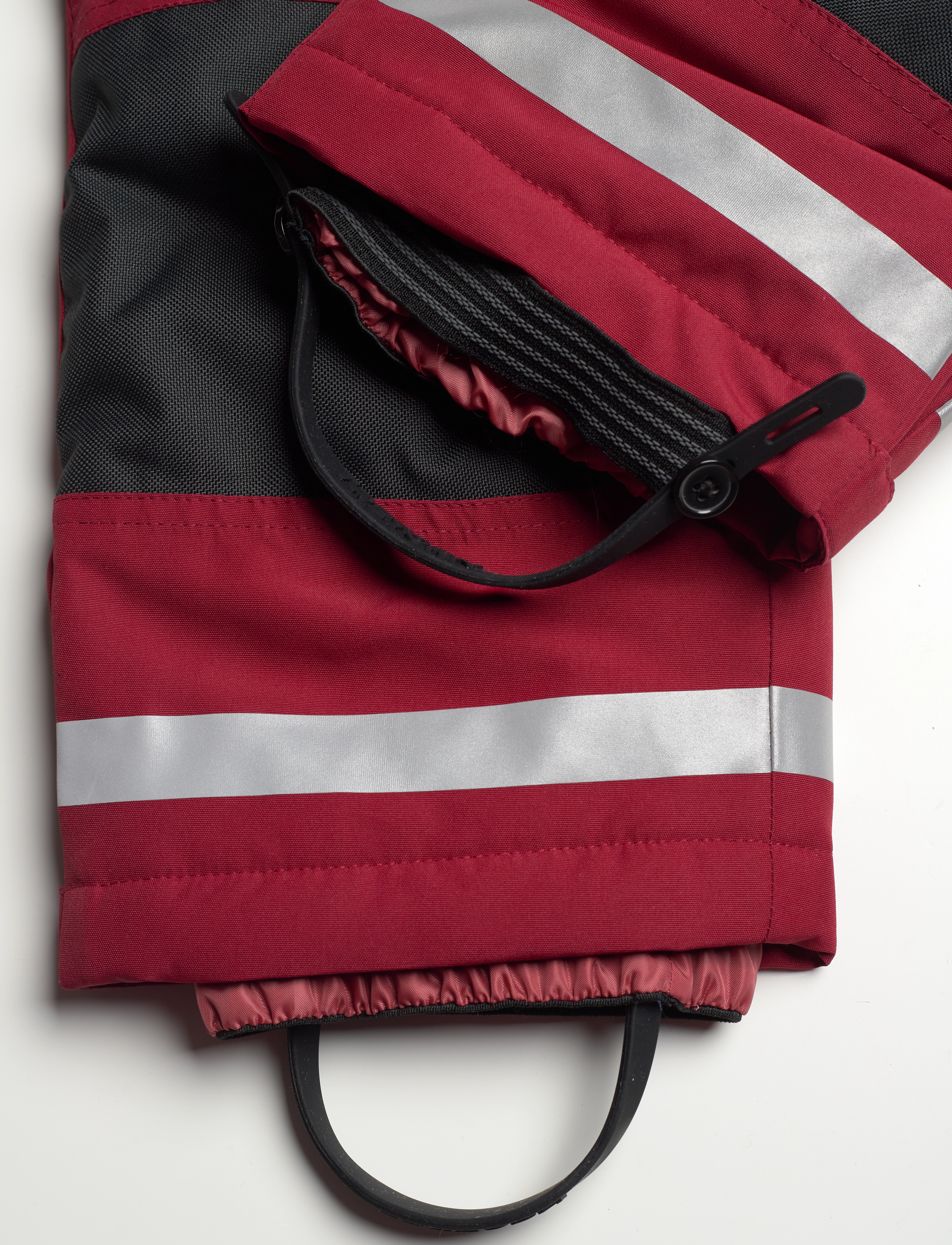 Tretorn - AKTIV COLD WEATHER PANT - Överdragsbyxor - 301/lingonberry - 4