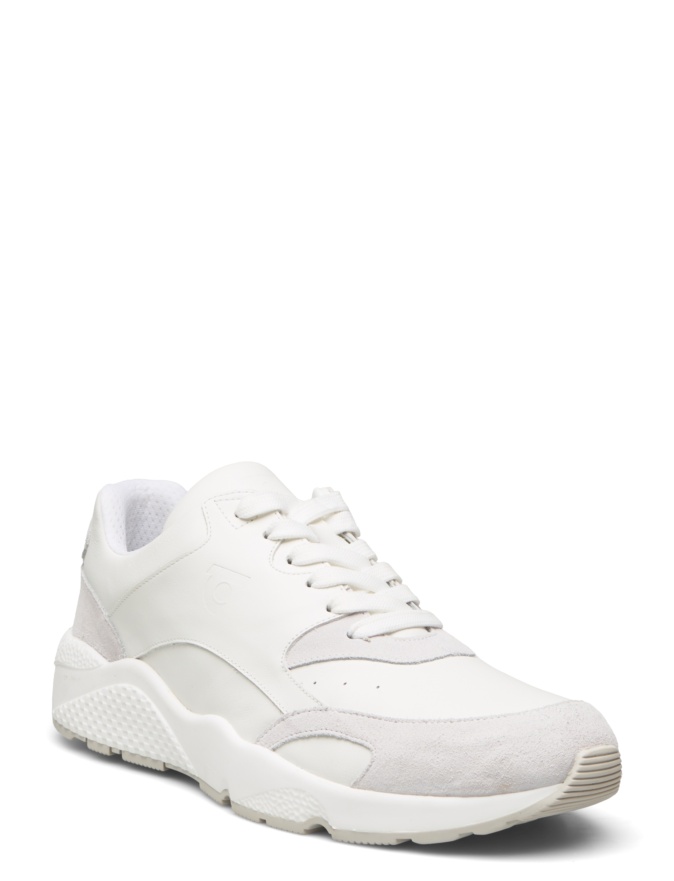 WALKING - 030/SNOW WHITE