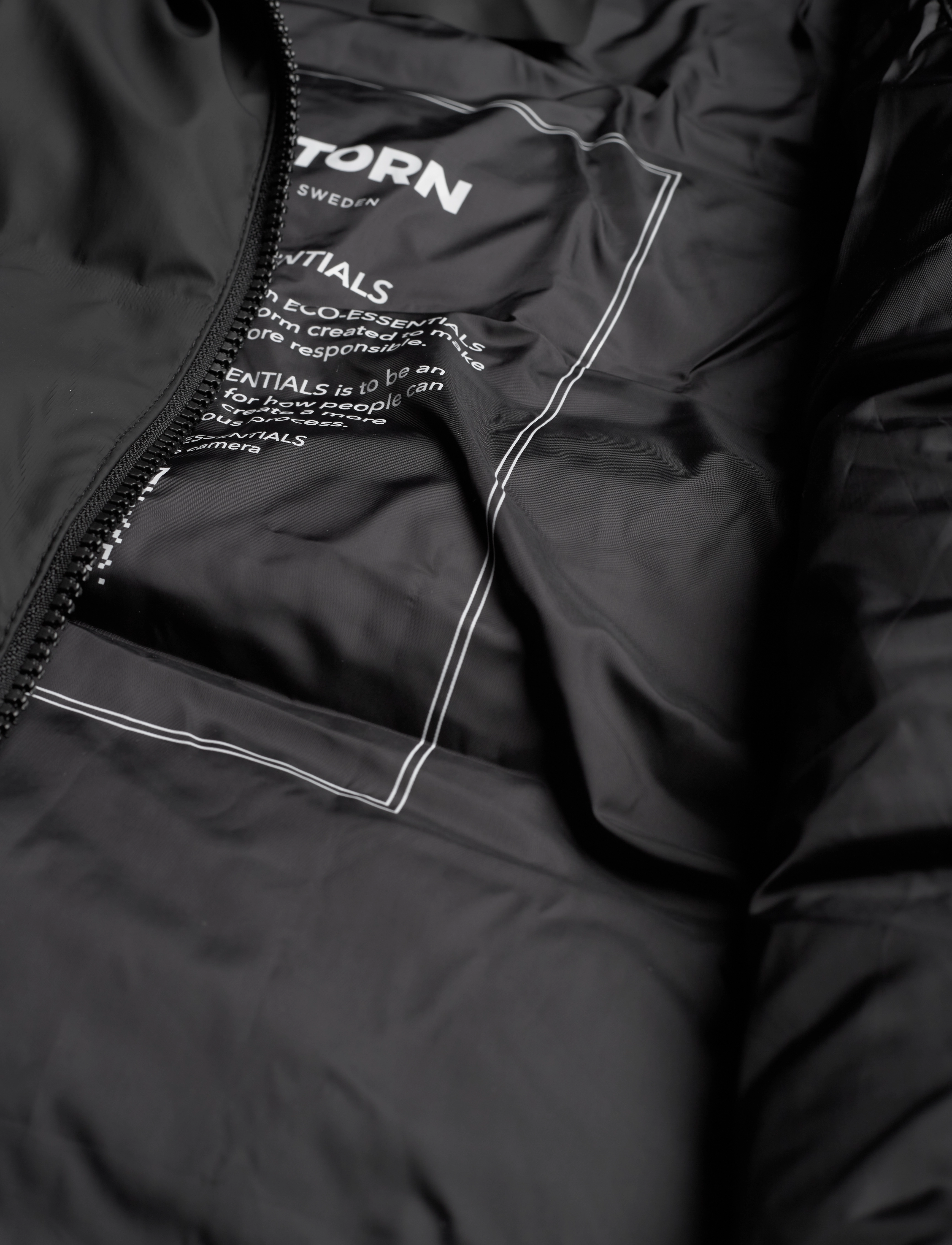 Tretorn - WINGS CITY COAT KIDS/JR - paksud joped - 050/jet black - 4