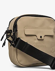 Tretorn - PU CROSSBODY BAG - shoulder bags - 617/safari - 3