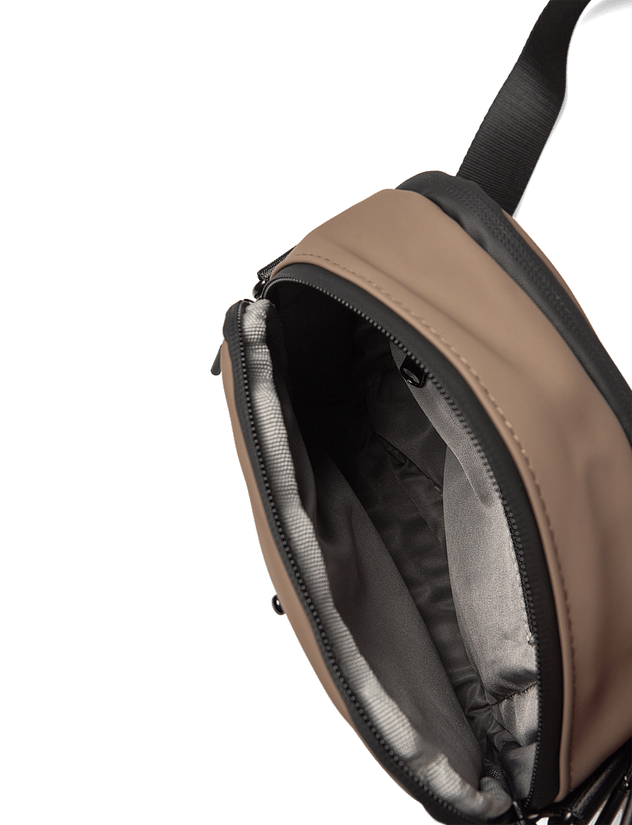 Tretorn - PU CROSSBODY BAG - vattentäta väskor - 618/shitake - 4