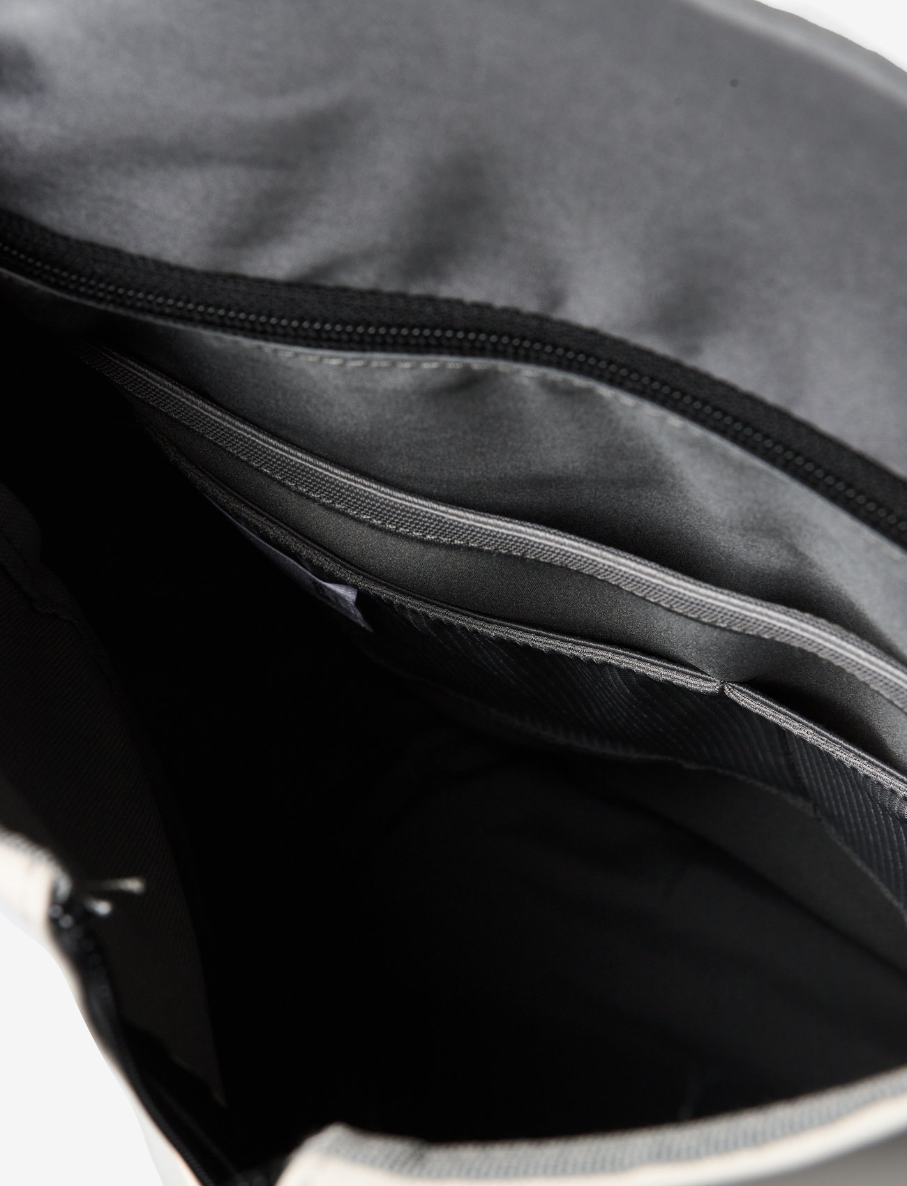 Tretorn - WINGS DAYPACK - veekindlad kotid - 600/sand - 4