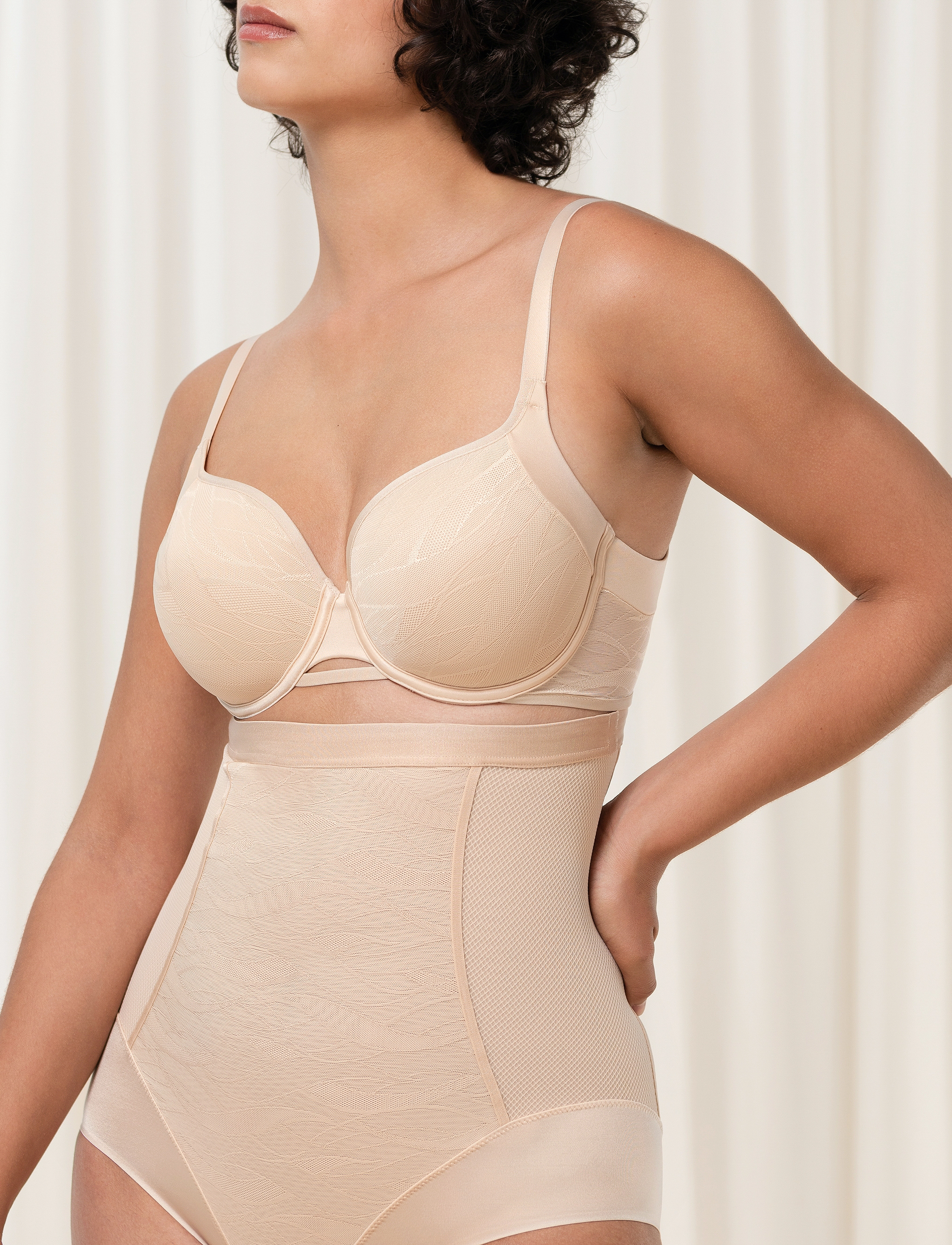 Triumph Airy Sensation WP - Helkupa BH:ar - NUDE BEIGE / cream