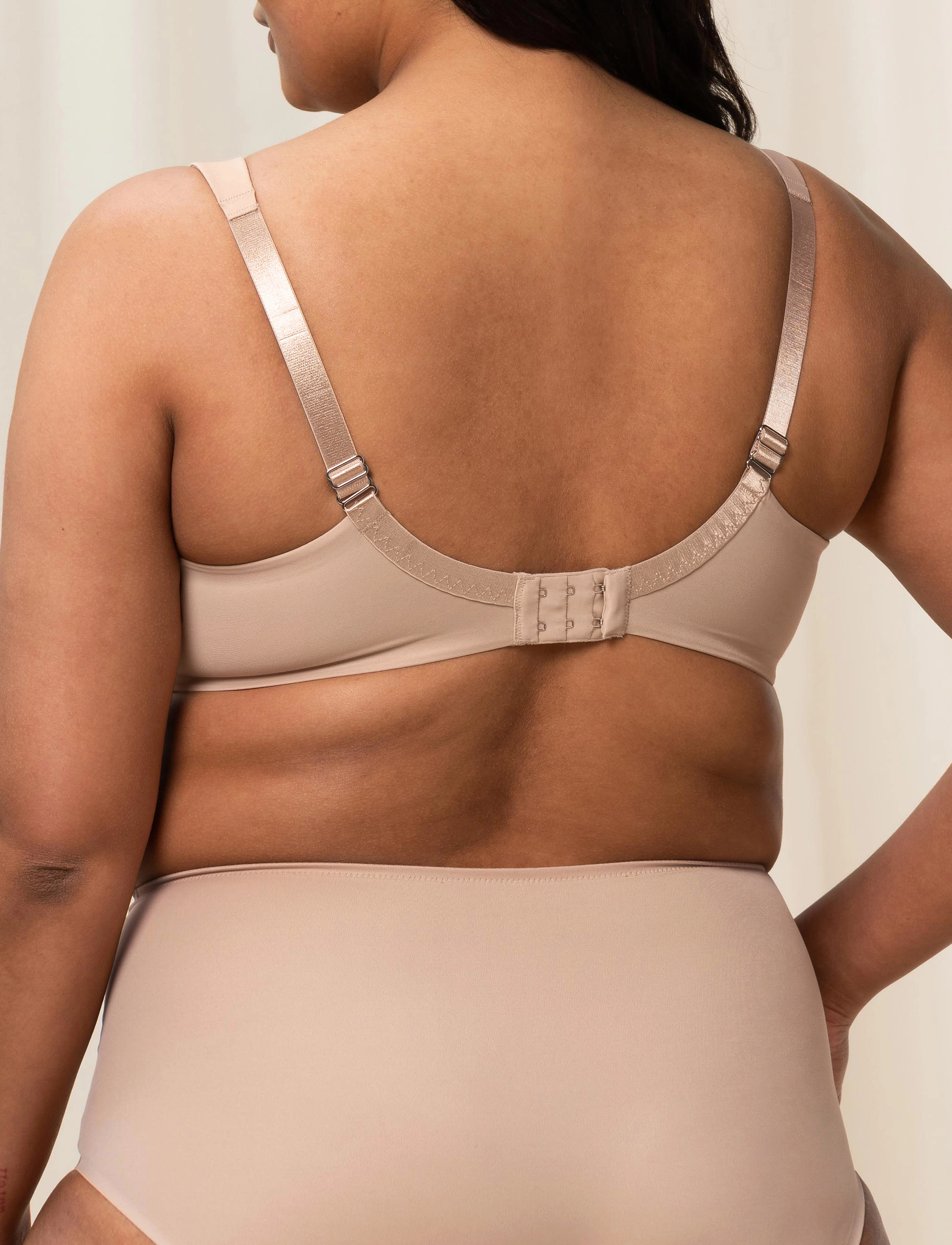 Triumph - True Shape Sensation W01 - helkupa bh:ar - smooth skin - 3