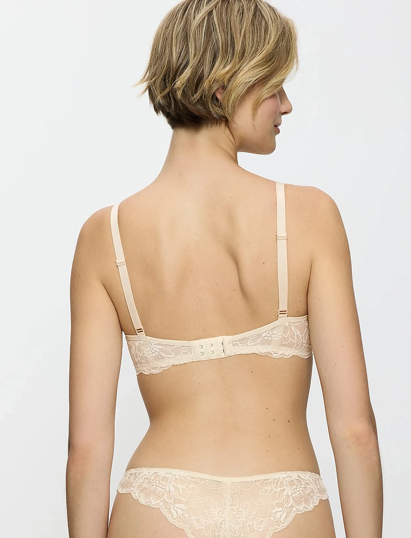 Triumph - AMOURETTE CHARM W02 - bh:ar med bygel - creamy dream - 2