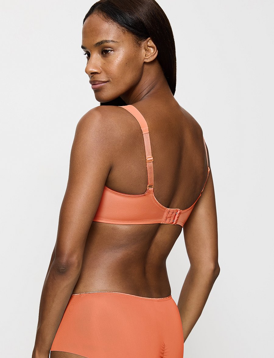 Triumph - Essential Minimizer T W X - spile-bh-er - apricot brandy - 2