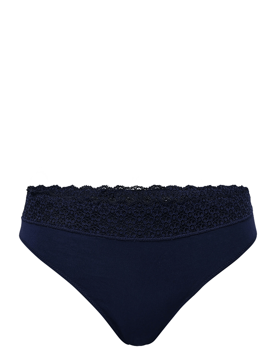 Triumph - Feel of Modal String - slips - admiral - 0