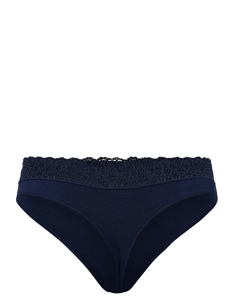 Triumph - Feel of Modal String - slips - admiral - 1