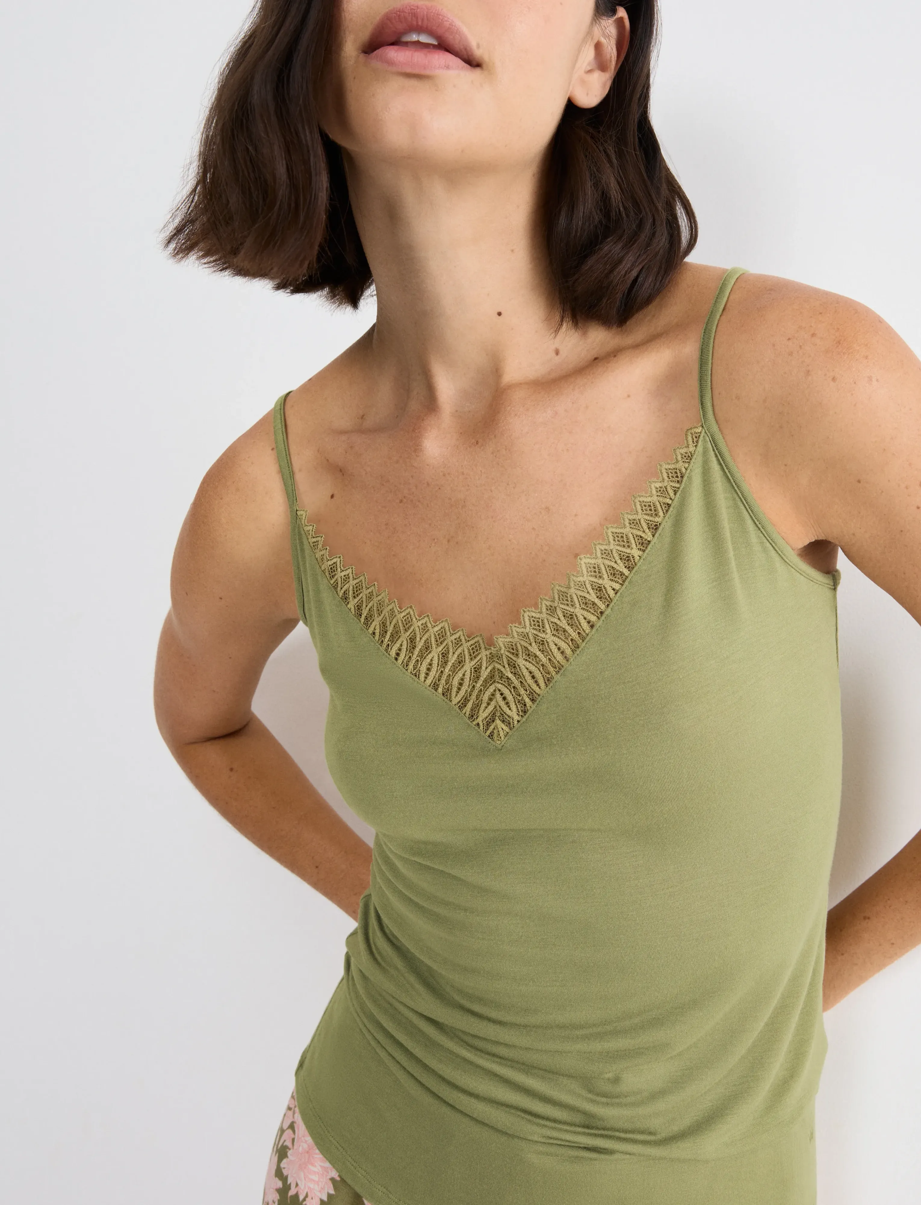 Triumph - Aura Spotlight Camisole - pysjamas - olive gold - 3