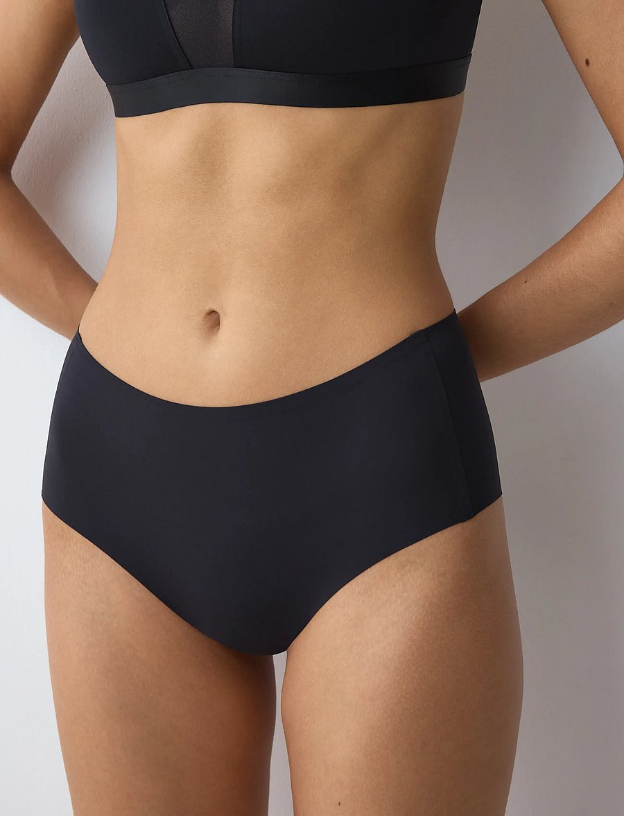 Triumph - Smart Invisible Maxi - black - 4