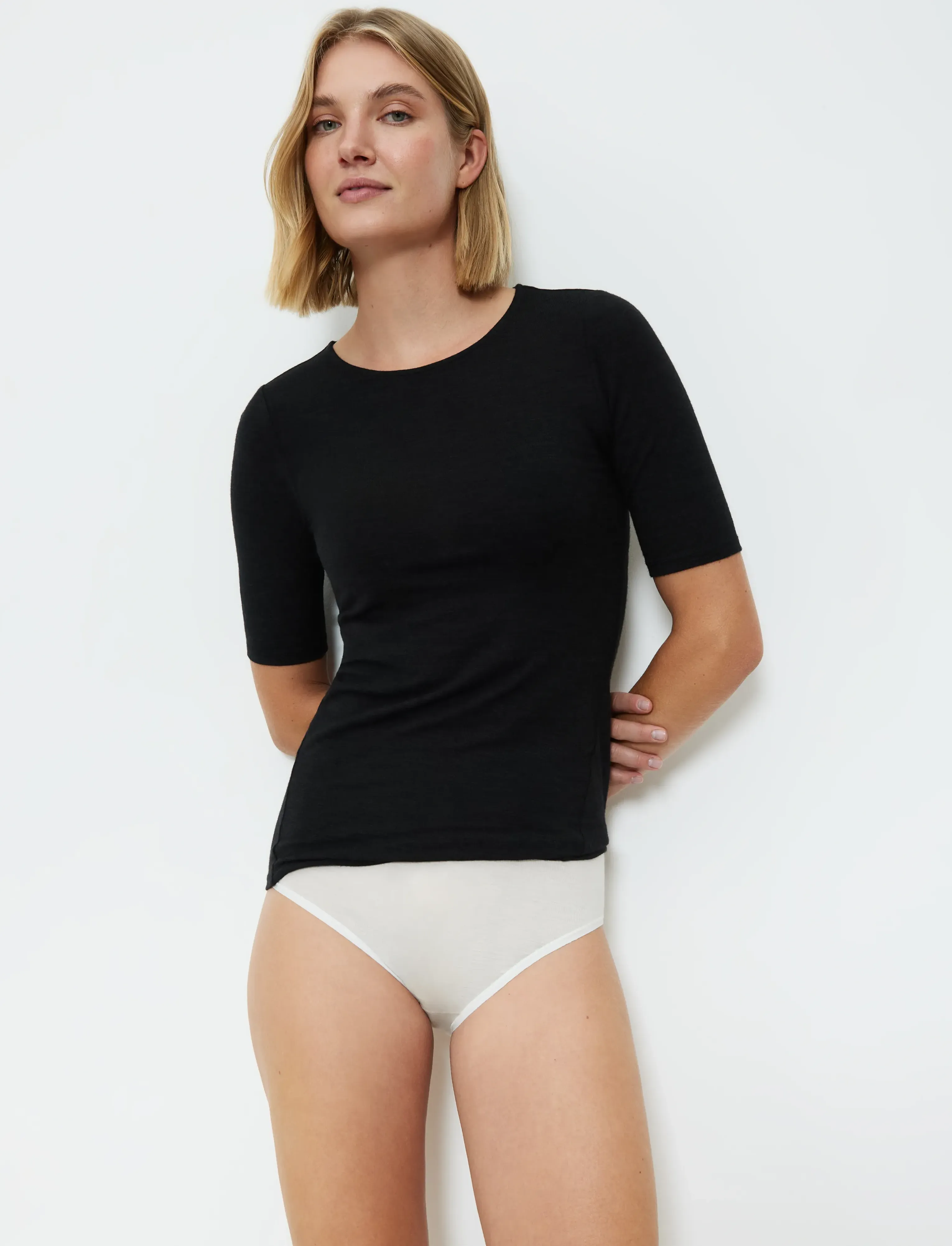 Triumph - Beauty Layers SSL Top 07 - tops - black - 4
