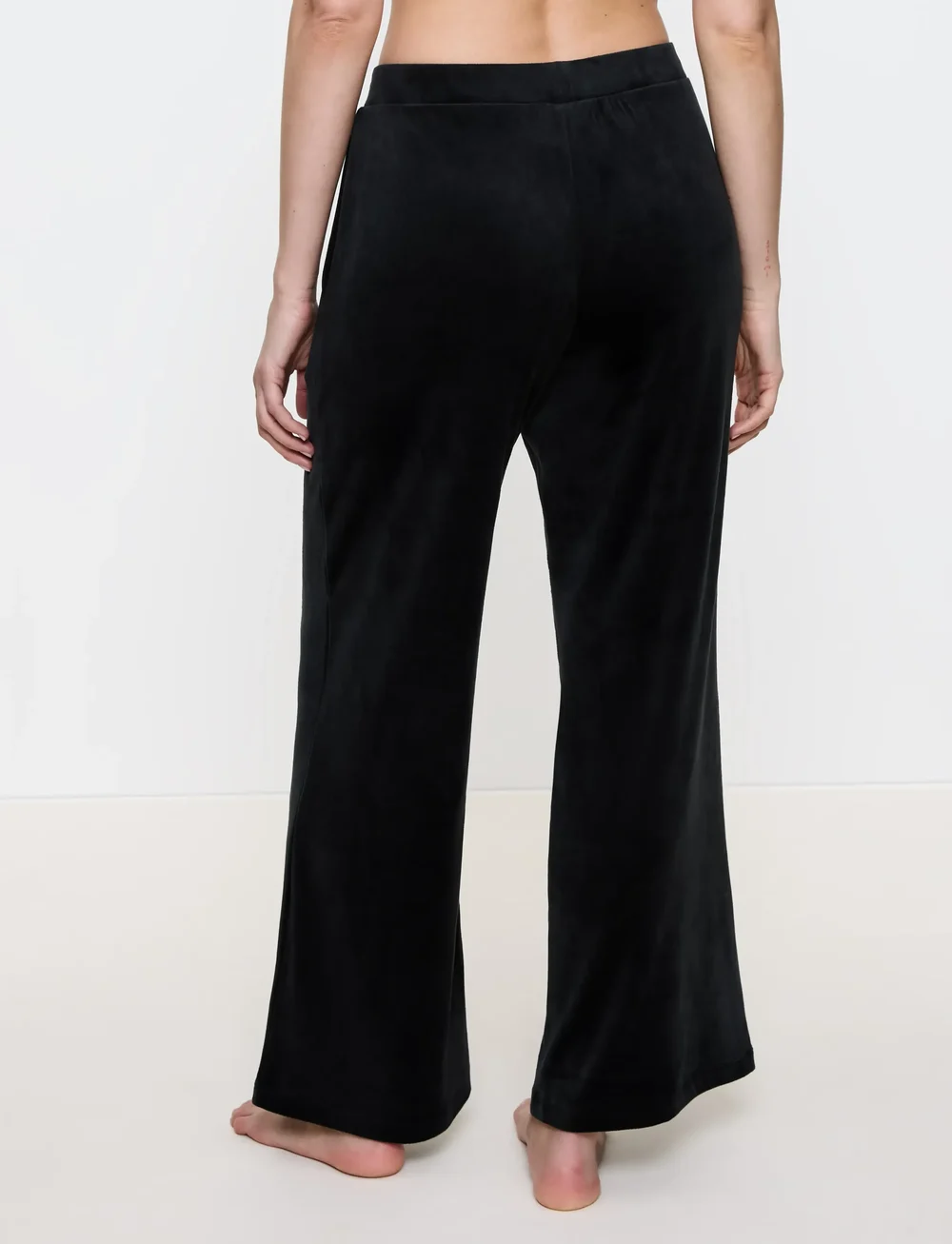 Triumph - Sensual Velour Wide Leg Trousers 01 - ikdienas stils - black - 2