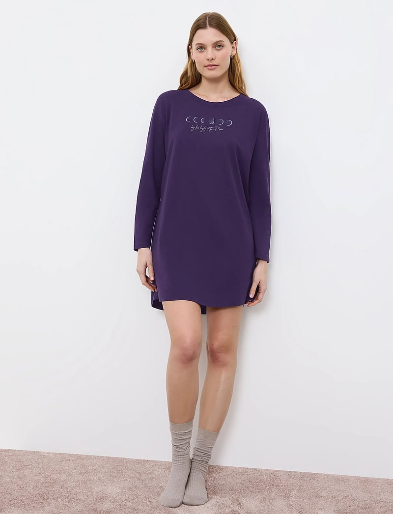 Triumph - Nightdresses NDK LSL 04 - nachthemden - royal purple - 4