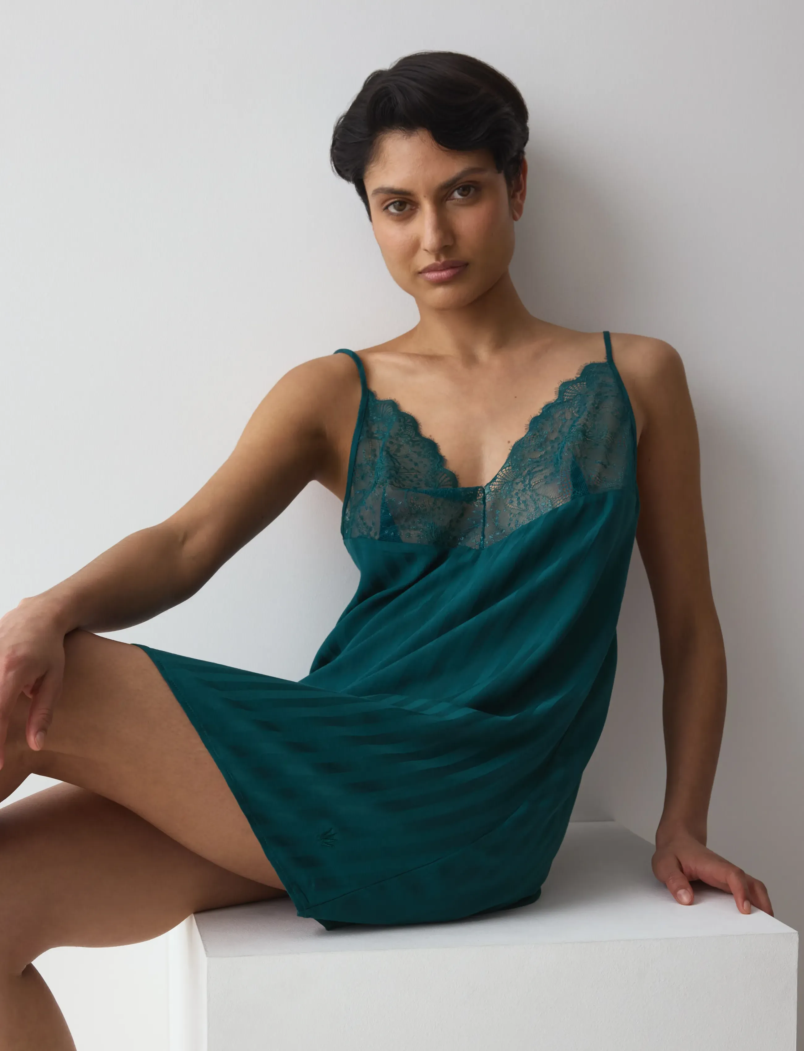 Triumph - Amourette Sparkle NDW - teal green - 3