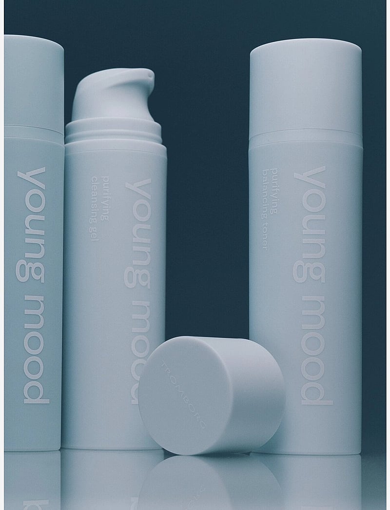 Tromborg - Young mood Purifying Balancing Toner - niisutavad toonikud - white - 2
