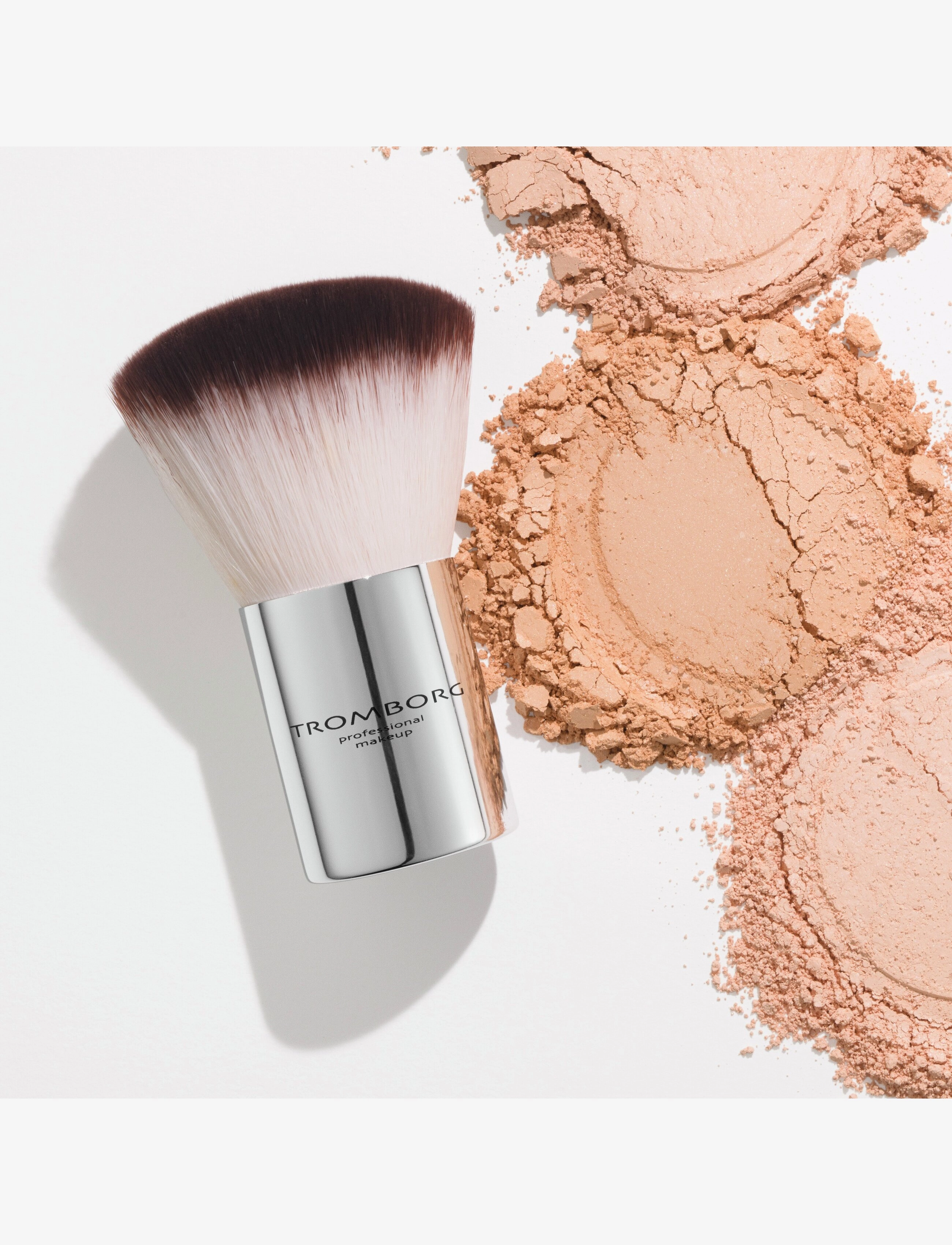 Tromborg Deluxe Kabuki Brush sminkverktyg dam – bild 3