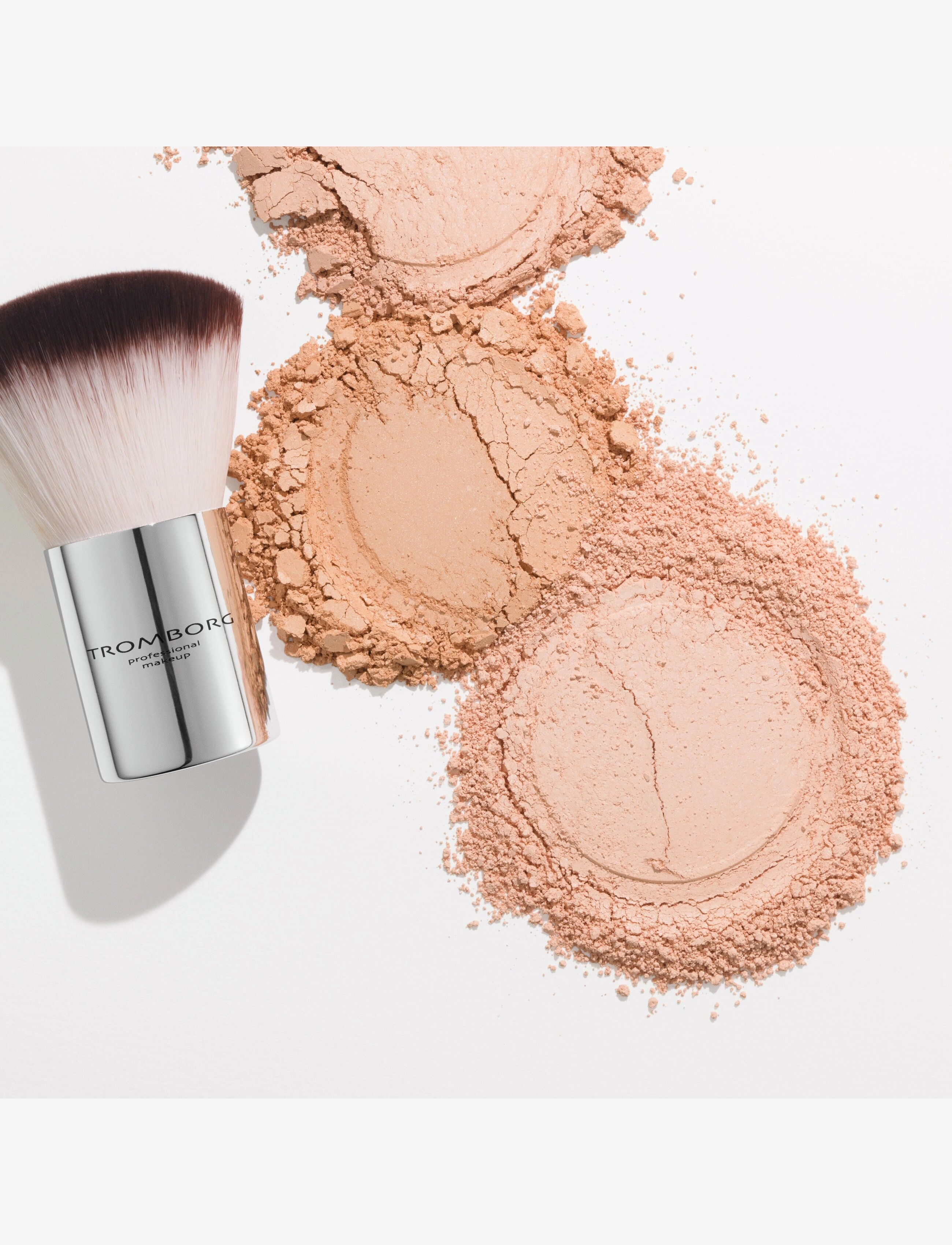 Tromborg Mineral Foundation foundation & concealer dam – bild 5