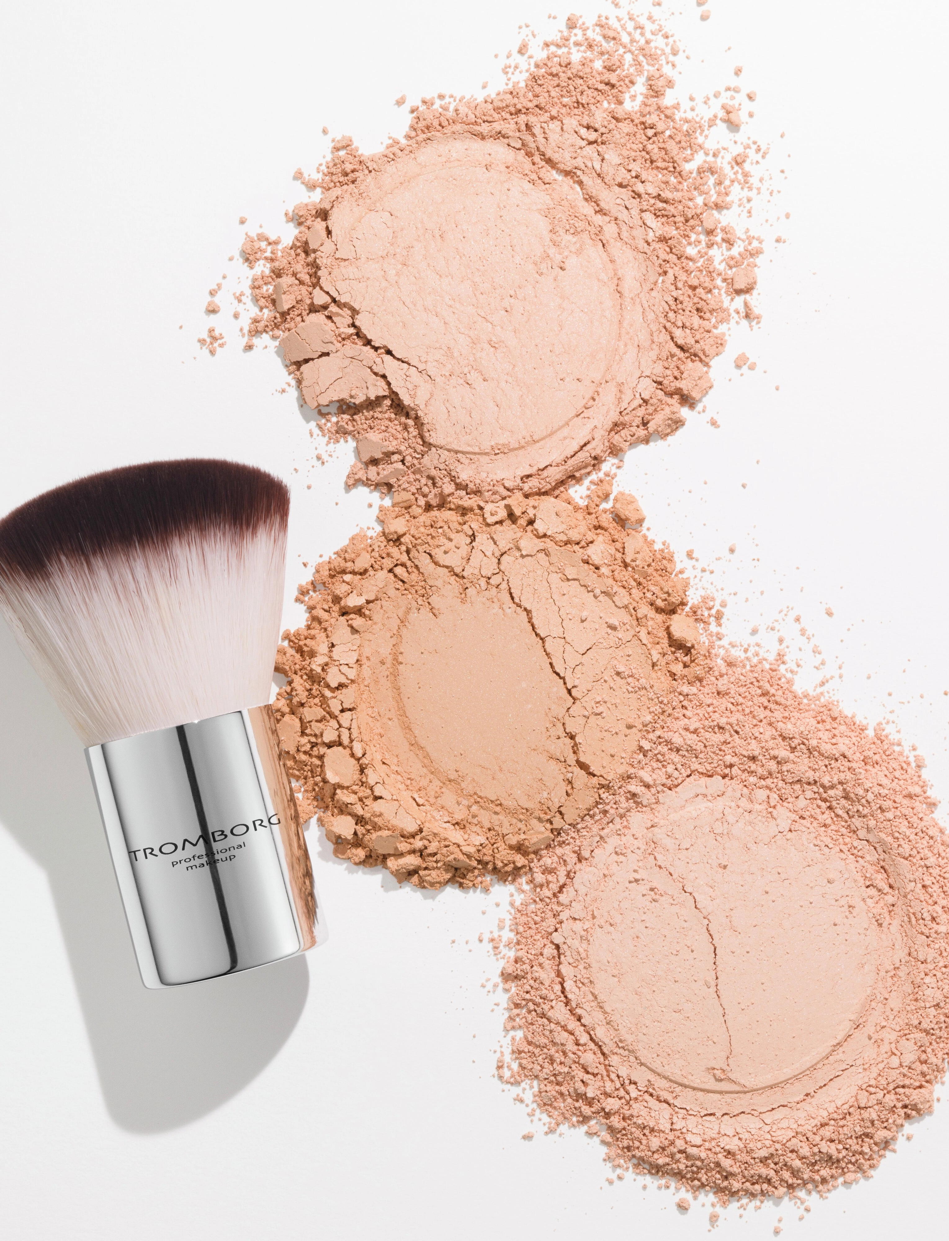 Tromborg - Mineral Foundation Vanilla - bliv klar til date night - vanilla - 2
