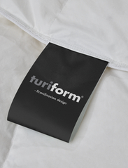 Turiform - TURIFORM Duck Down Duvet Medium - bettdecken - white - 2