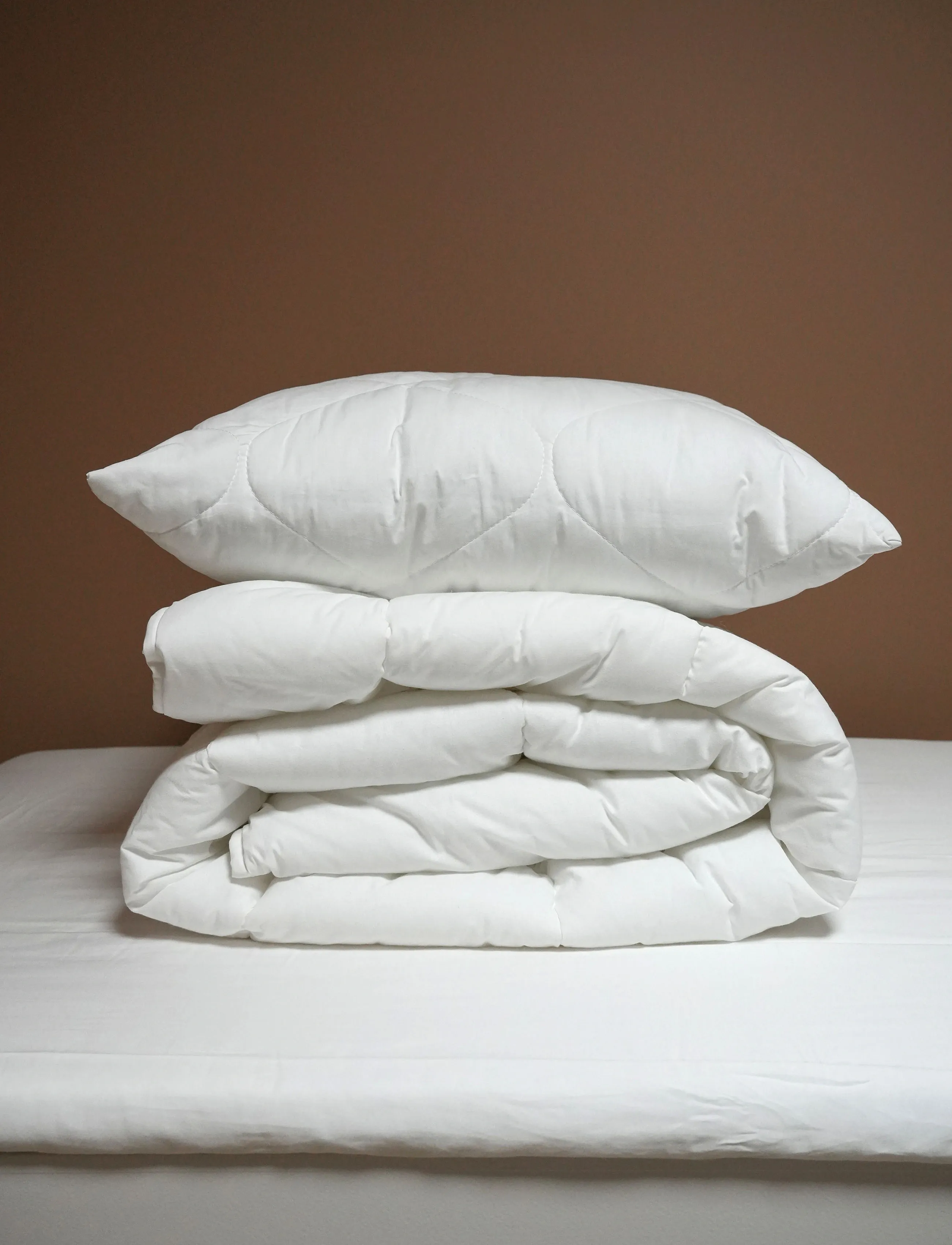 Turiform - TURIFORM Fiber pude + helårdyne - white - 3