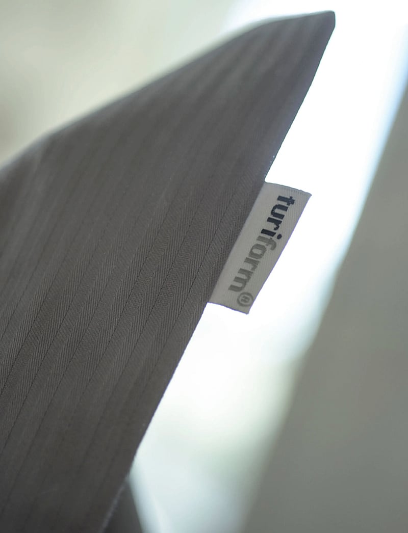 Turiform - Turistripa svane - bed sets - dark grey - 3