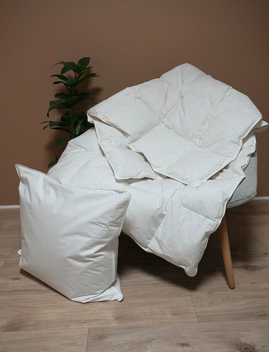 Turiform - TURIFORM pakke dun pude + helårsdyne - white - 4