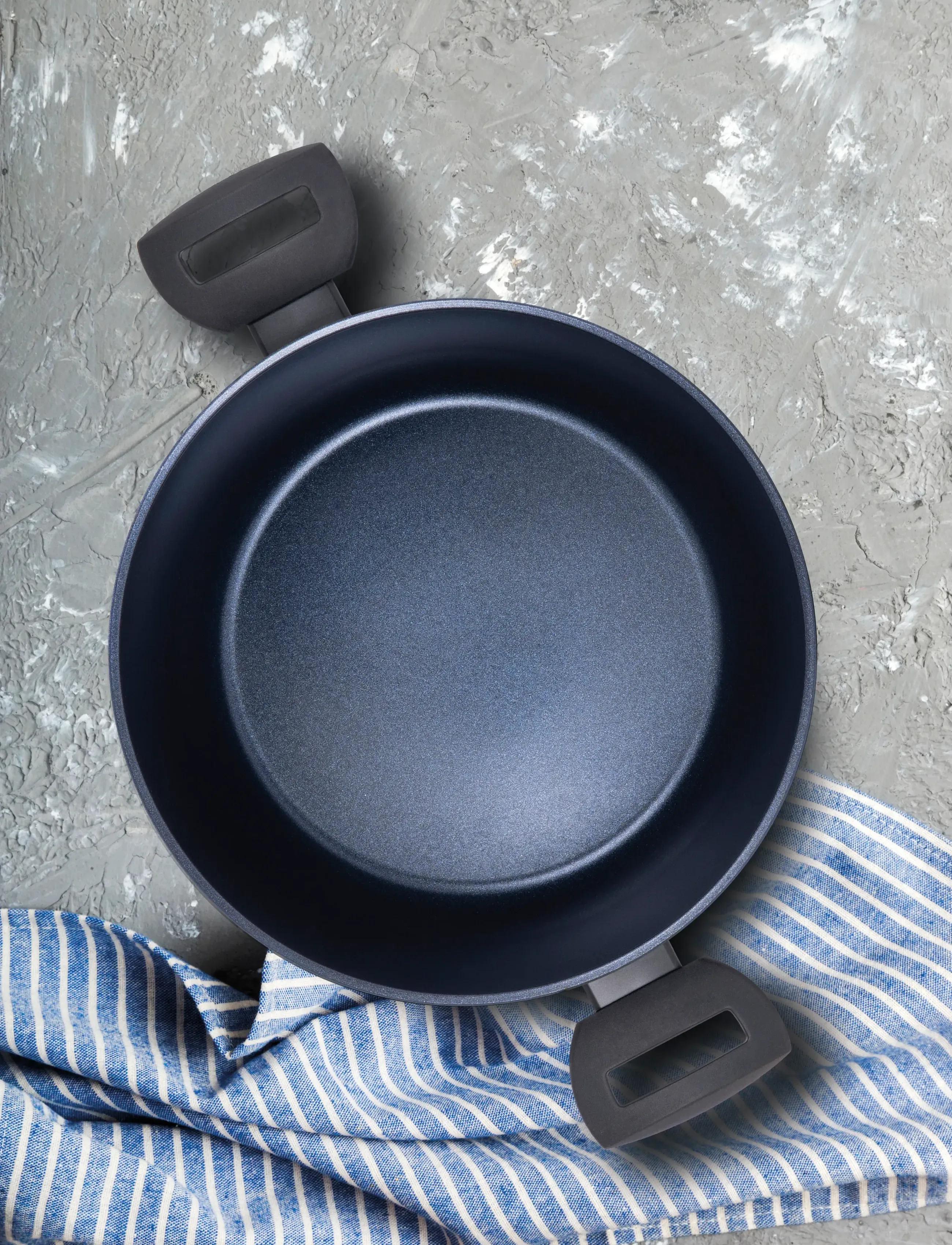TVS Ducale 2H Skillet 28Cm, Ø 28 cm, Pots & Pans, Schwarz - Frying Homeware