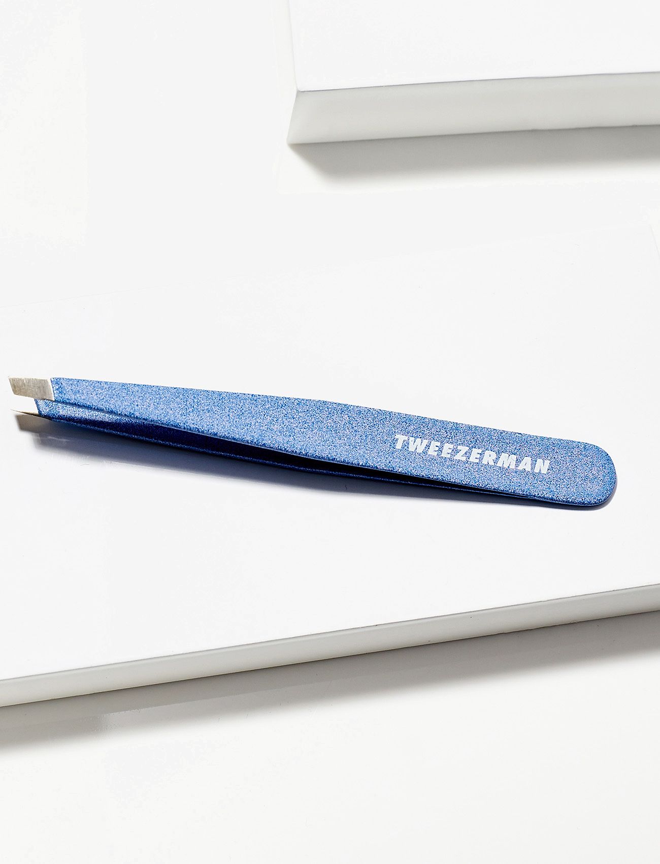 Tweezerman - Slant Tweezer Granite Sky - makeup - granite sky - 4