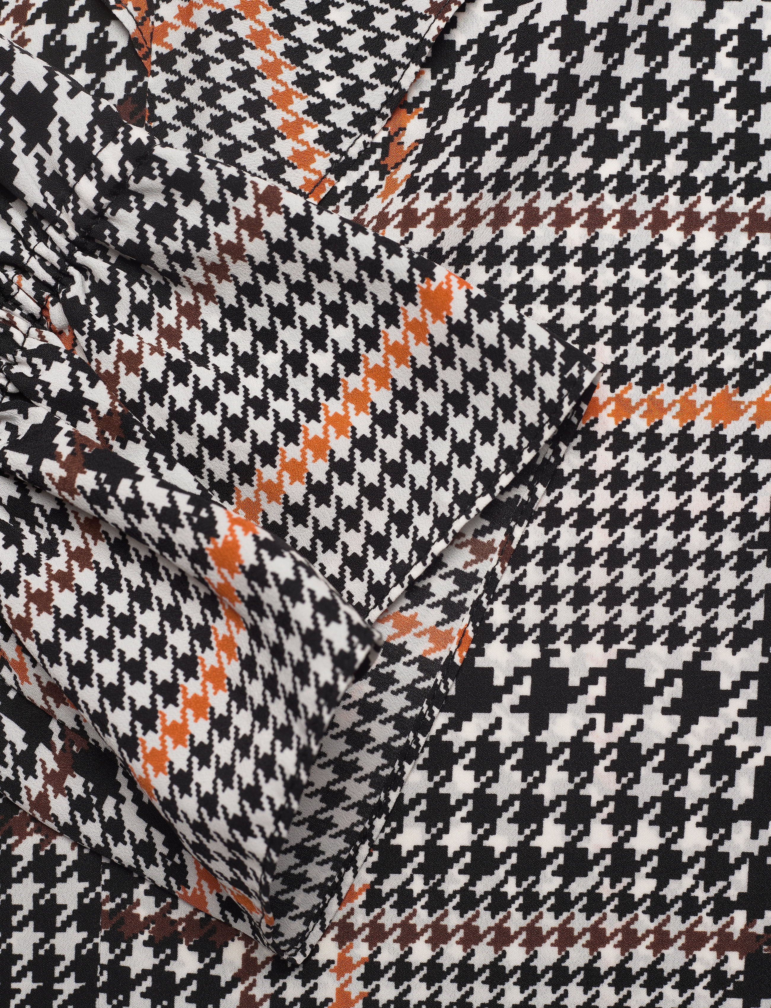 Twist & Tango - Doris Blouse - graphic dogdstooth - 3