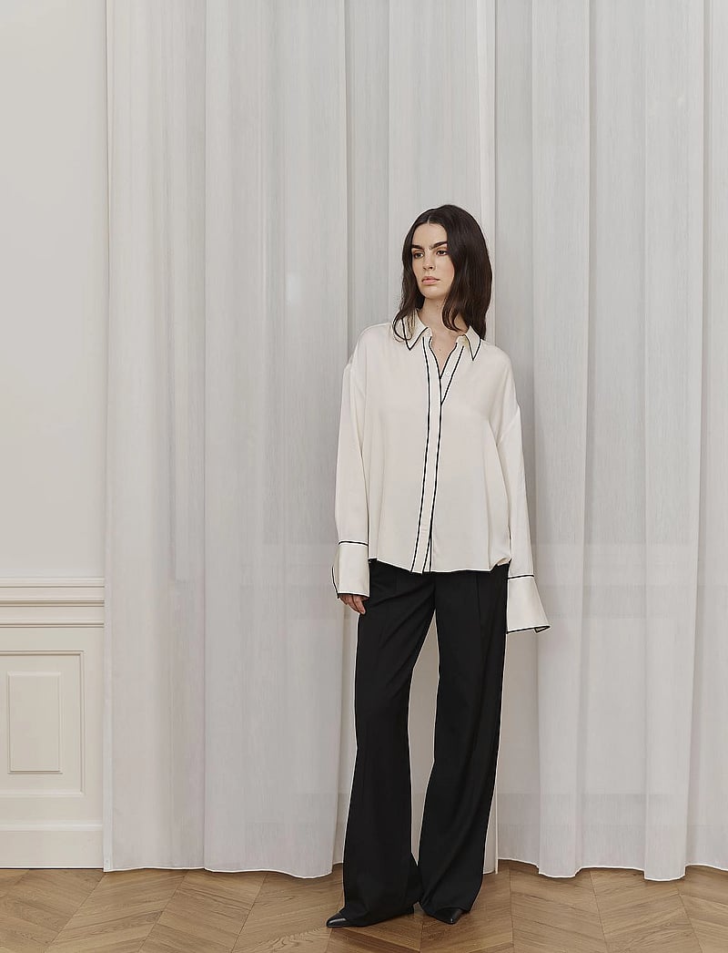 Twist & Tango - Jennifer Satin Blouse - long sleeved blouses - ivory - 2