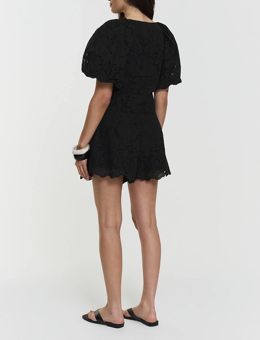 Twist & Tango - Meira Broderie Shorts - shorts casual - black - 4