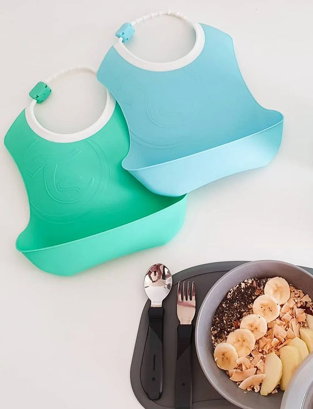 Twistshake - Twistshake Bib - Ärmellose lätzchen - pastel blue green - 2