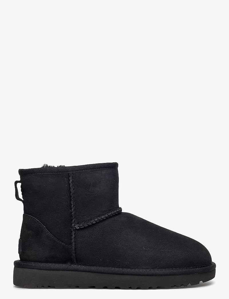 UGG - W Classic Mini II - platta ankelboots - black - 4