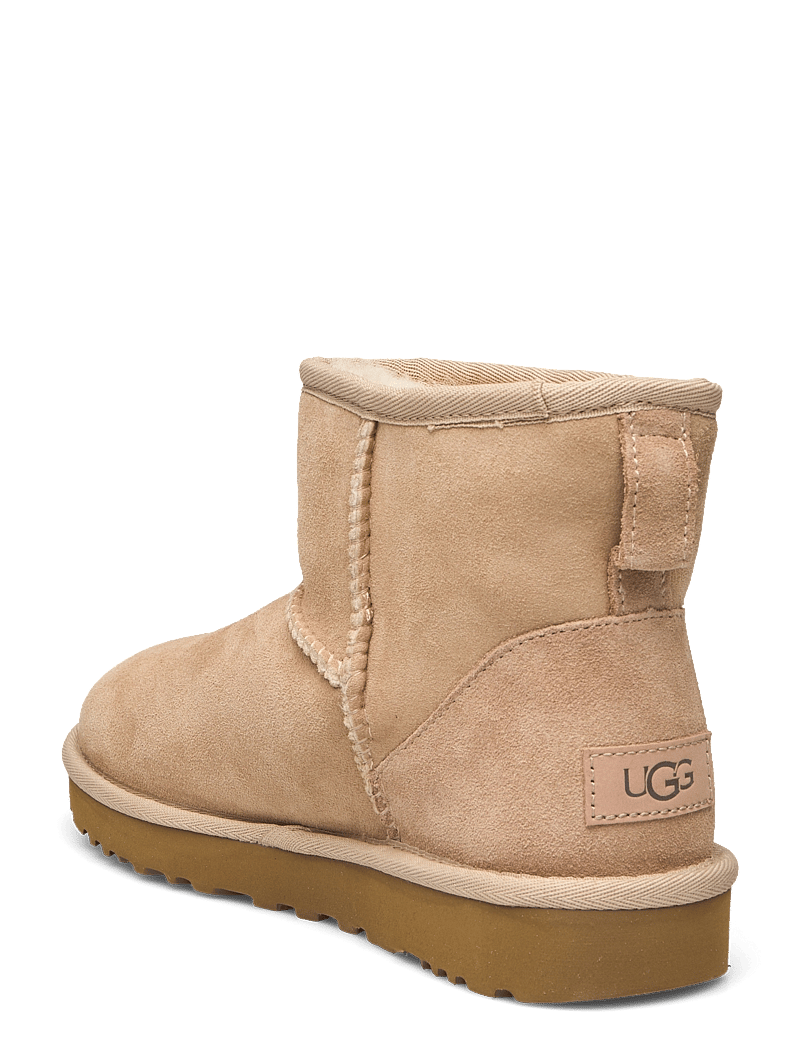 UGG - W Classic Mini II - płaskie botki - sand - 2