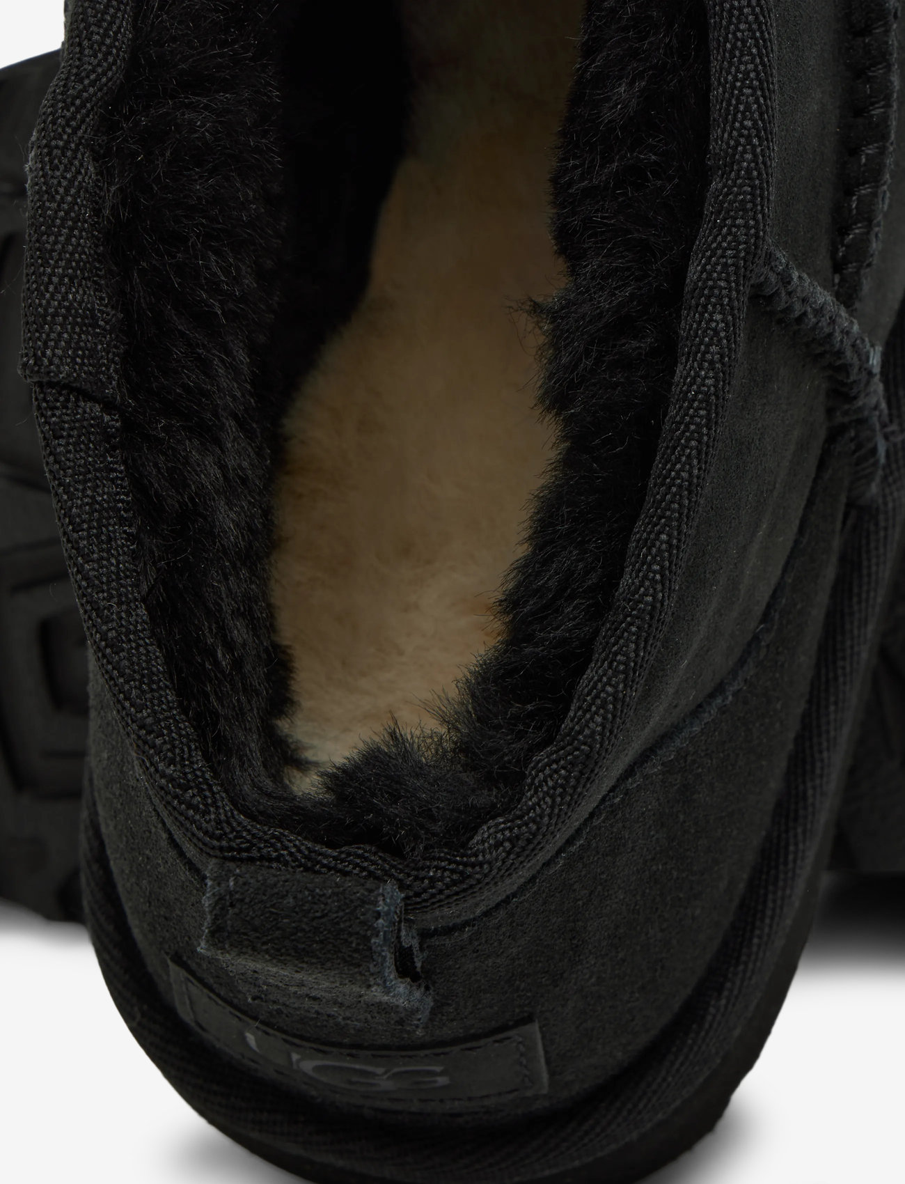 UGG - W Classic Ultra Mini - teddy boots - black - 5