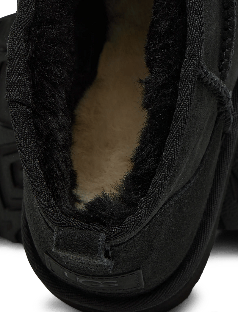 UGG - W Classic Ultra Mini - teddy boots - black - 5
