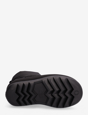 UGG - W Classic Maxi Mini - winter shoes - black - 4