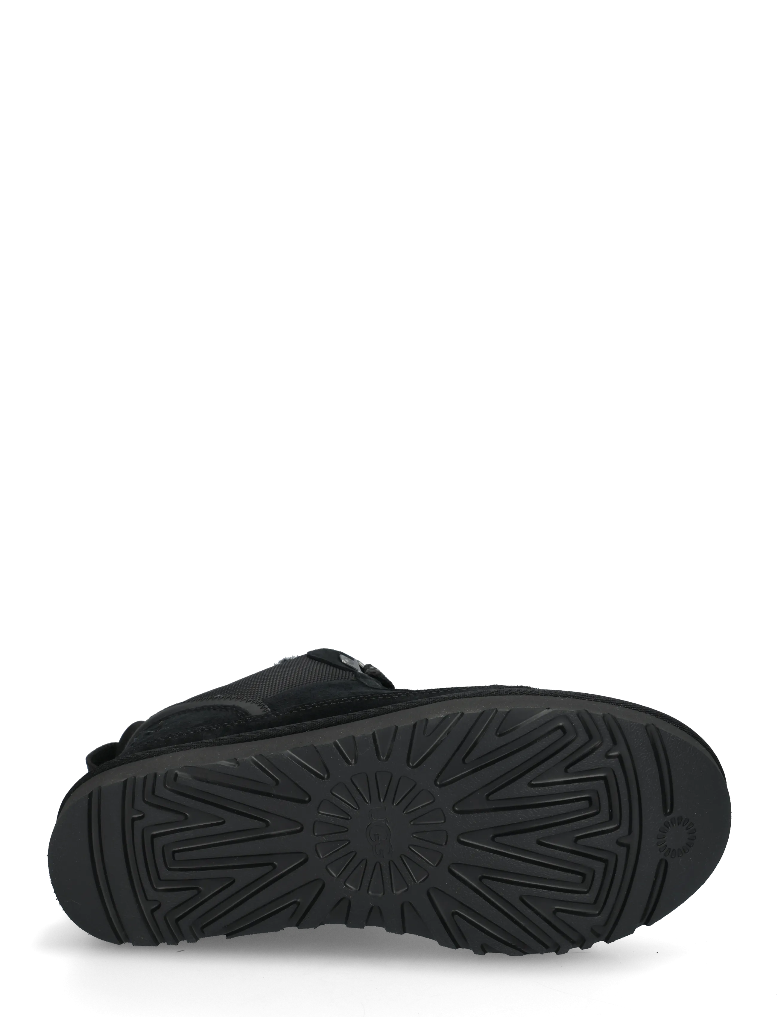 UGG - M Lowmel - winter boots - black - 4