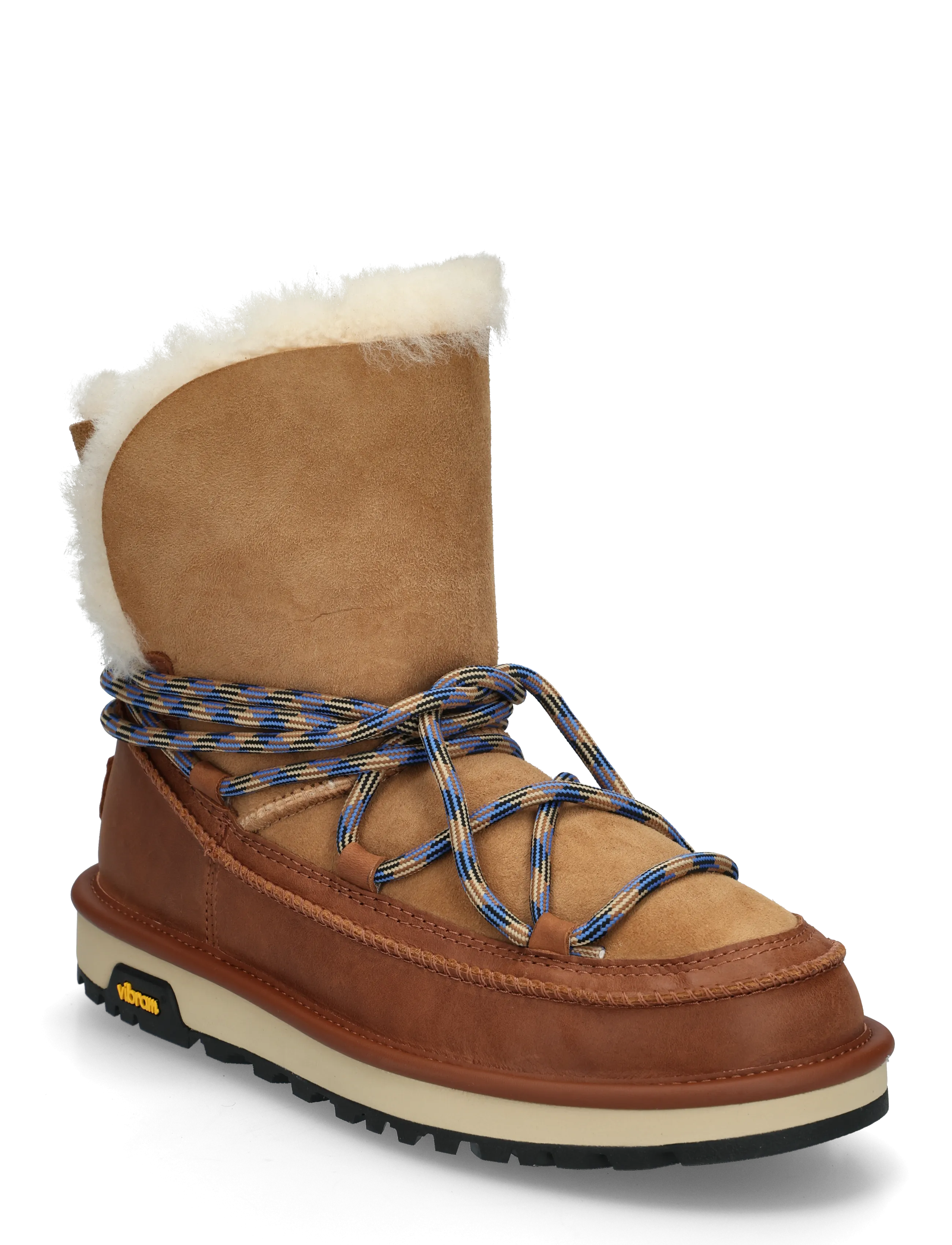 UGG W Classic Tread Boot - Stiefel - CHESTNUT / brown