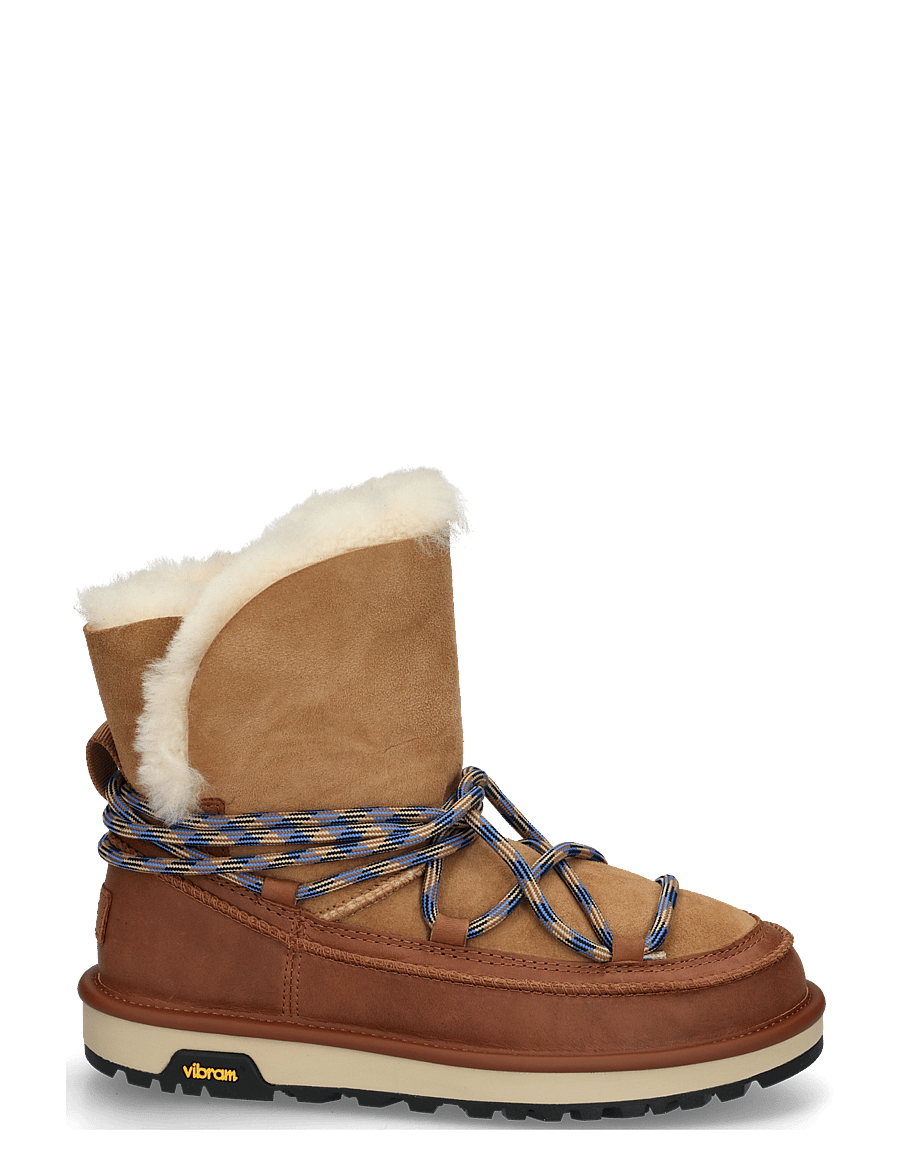 UGG - W Classic Tread Boot - talvesaapad - chestnut - 2