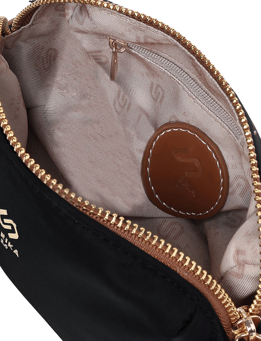 Ulrika - Toiletry bag - toiletartikler - black - 4