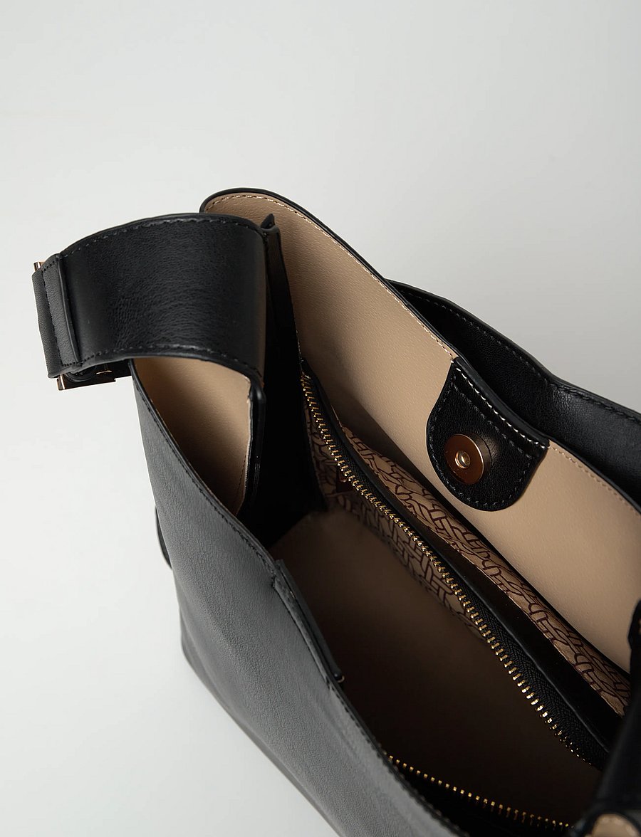 Ulrika - bag - beuteltaschen - black - 3