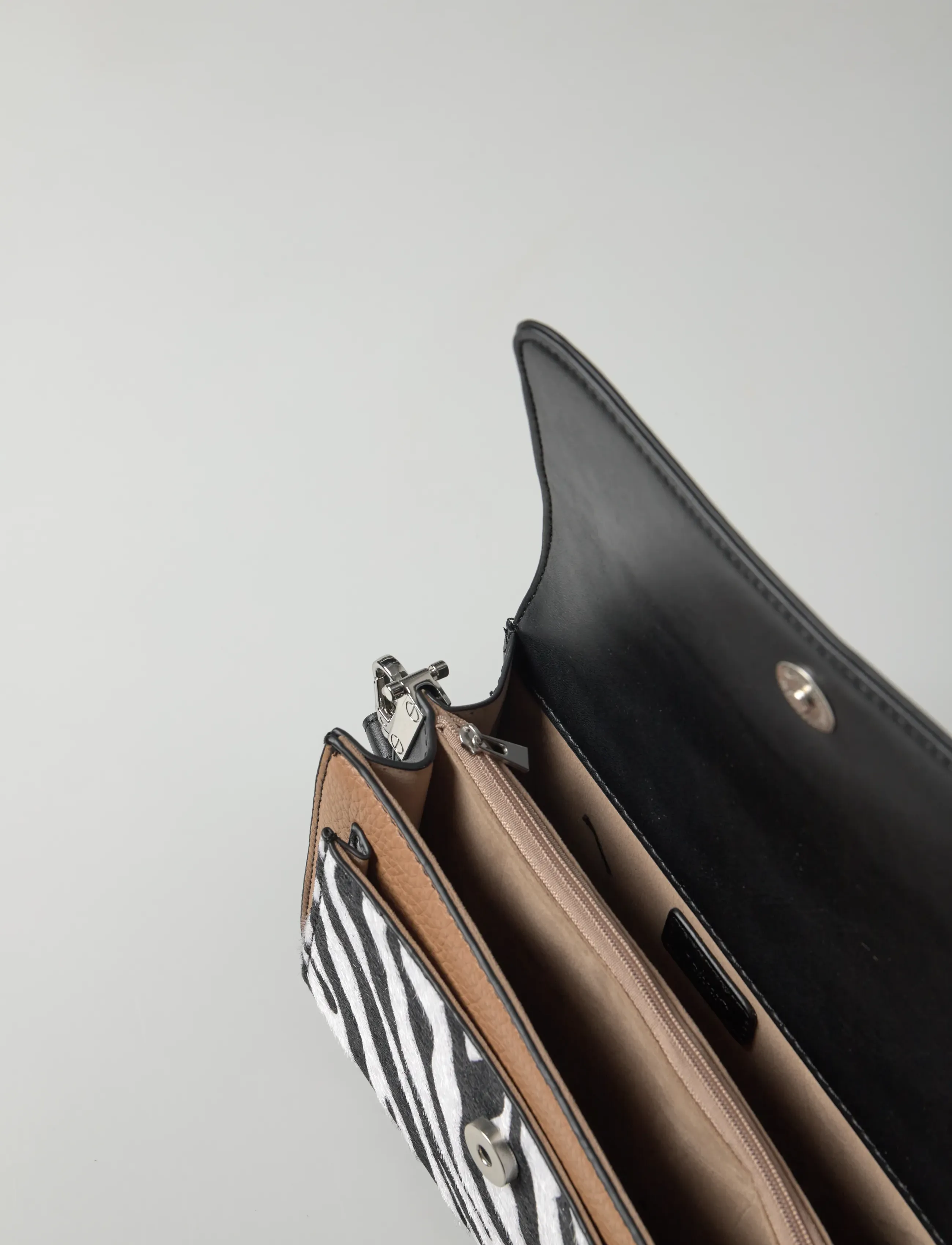 Ulrika - bag - zebra - 3