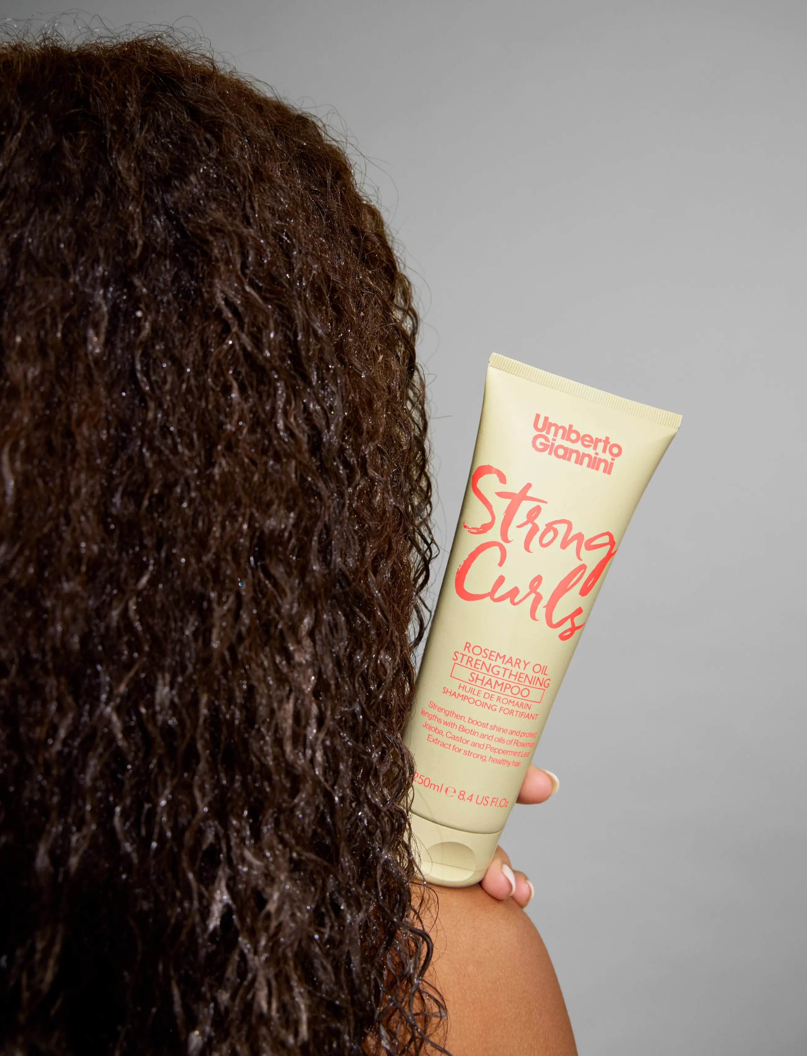 Umberto Giannini Umberto Giannini Strong Curls Shampoo, 250 ml, Nude, Pleje > Shampoo, Dame