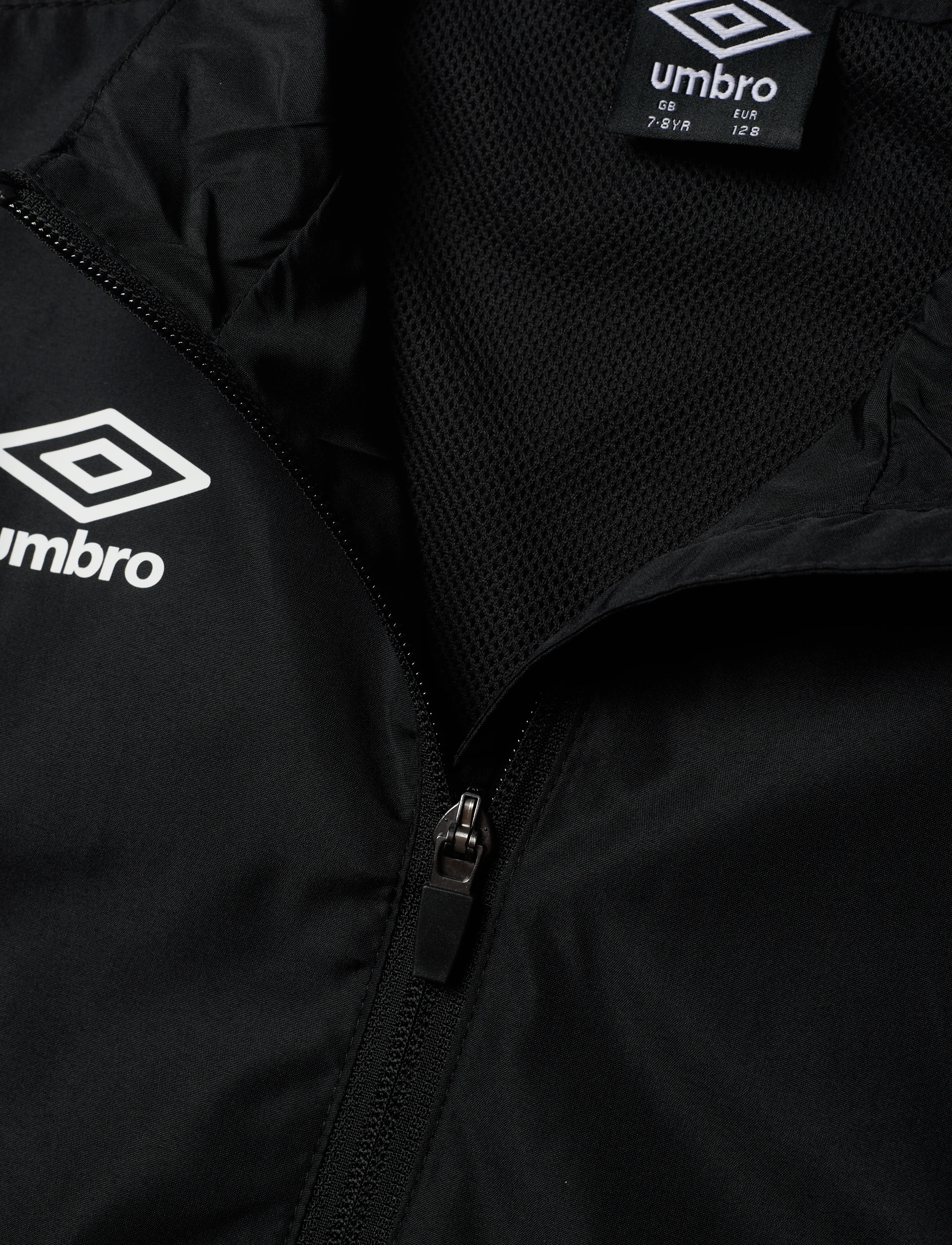 Umbro - Liga Training Jacket Jr - light jackets - black - 2