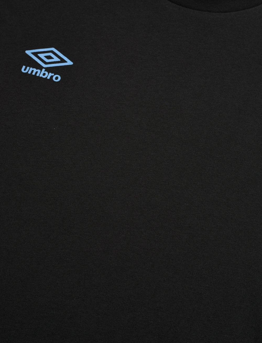 Umbro - Stadium Graphic Tee - stuttermarbolir - black - 2