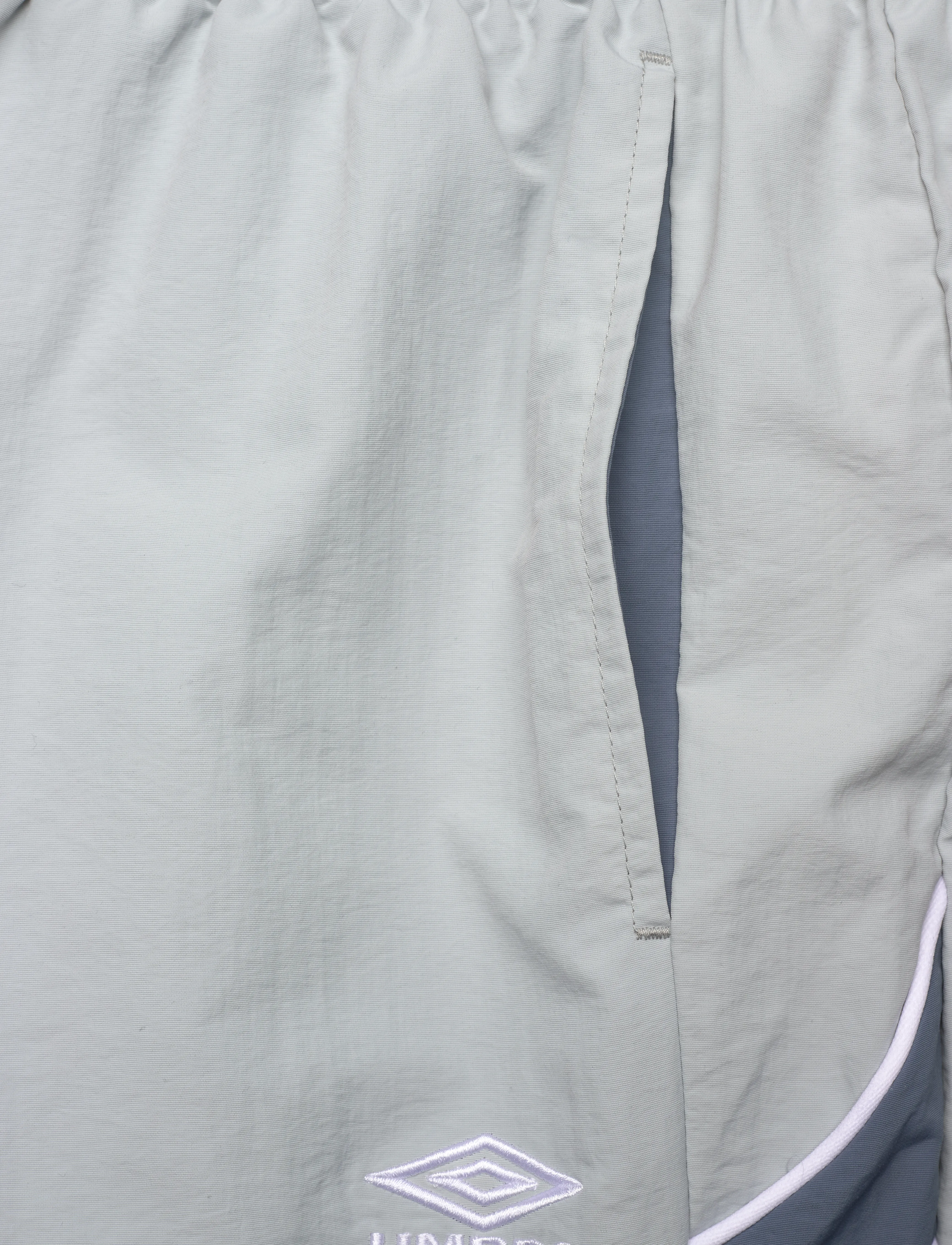 Umbro - Relaxed Track Pant - hosen - blue - 2